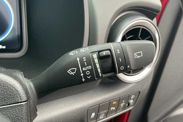 Hyundai KONA 1.6 GDi Hybrid Premium 5dr DCT