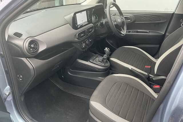 Hyundai i10 1.0 [63] Advance 5dr Auto [Nav]
