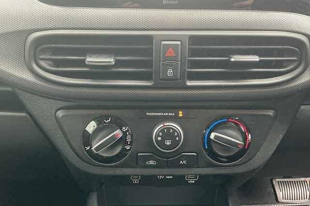 Hyundai i10 1.0 [63] Advance 5dr Auto [Nav]