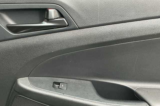 Hyundai TUCSON 1.6 CRDi 48V MHD 136 N Line 5dr 2WD DCT