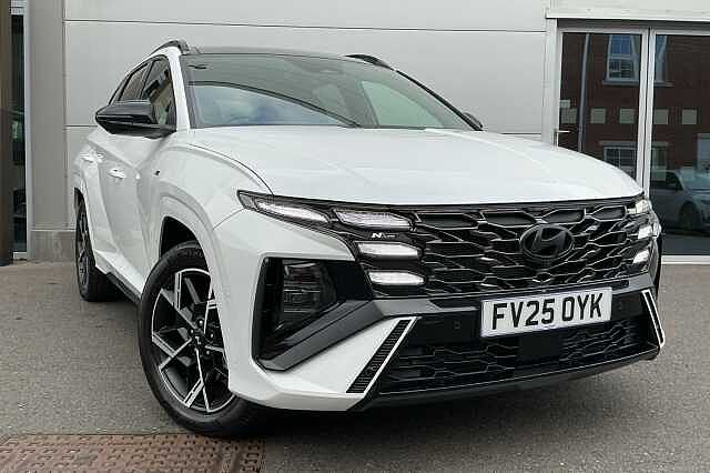 Hyundai TUCSON 1.6T Hybrid N Line S 5dr Auto Serenity White