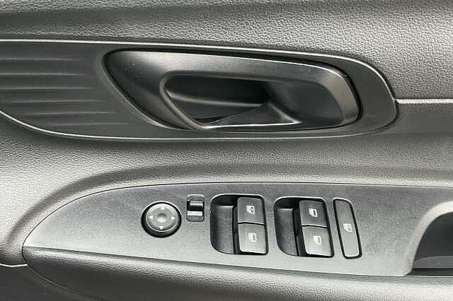 Hyundai i20 1.0T GDi Advance 5dr