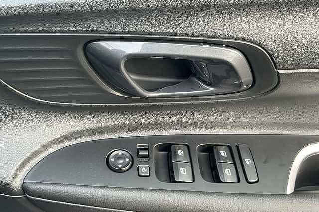 Hyundai i20 1.0T GDi Premium 5dr DCT