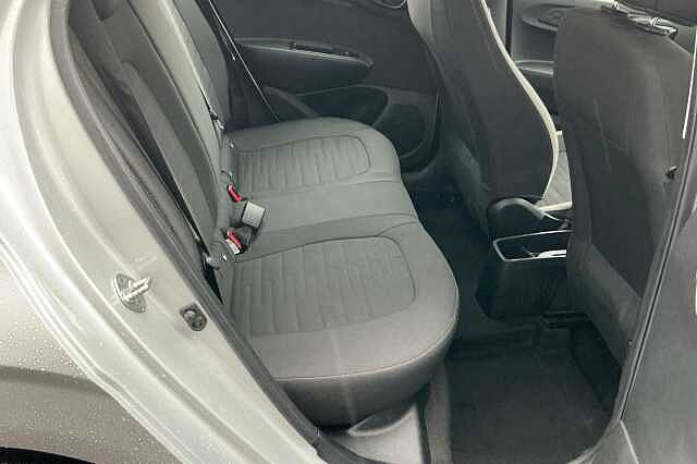 Hyundai i10 1.0 MPi SE 5dr