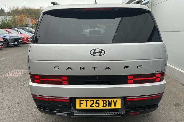 Hyundai SANTA FE 1.6 TGDi Plug-in Hybrid Calligraphy 5dr 4WD Auto