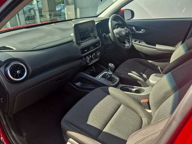 Hyundai KONA SUV 1.0 T-GDi (120ps) SE Connect 48 Volt MHEV