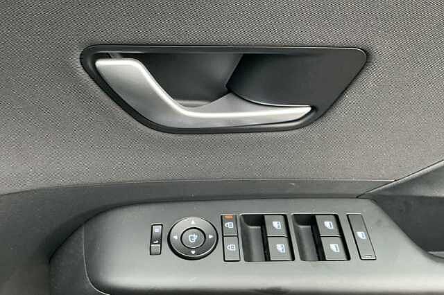 Hyundai KONA 1.6T 138 Advance 5dr