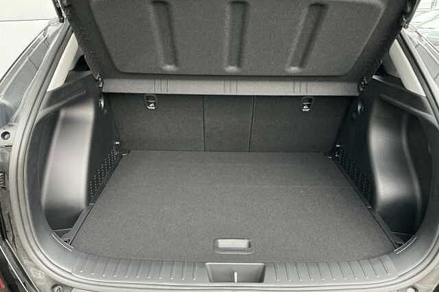 Hyundai KONA 1.6T 138 Advance 5dr