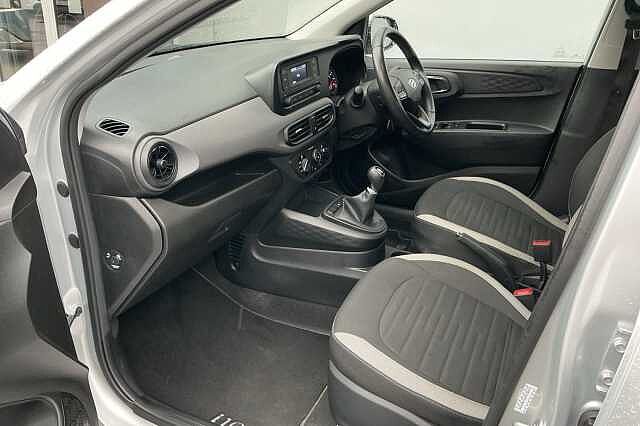 Hyundai i10 1.0 MPi SE 5dr